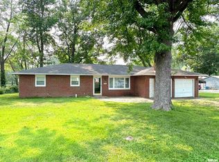 104 N Poplar St, De Soto, IL 62924