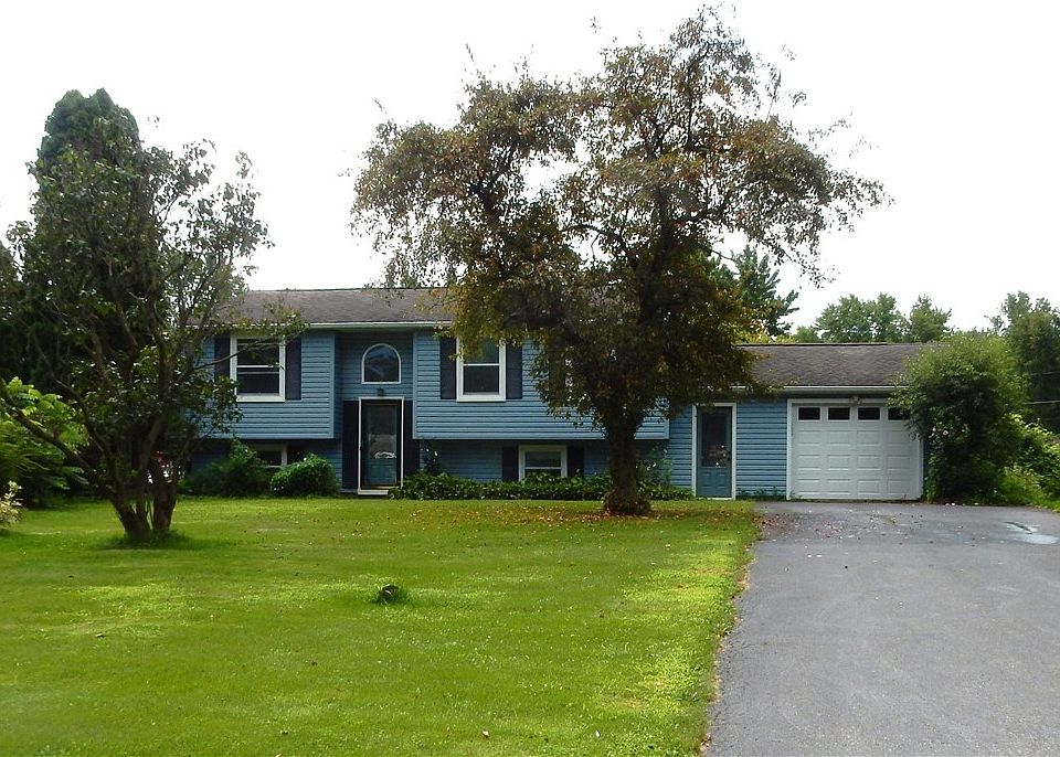 1st image of 34 Spicewood Ln