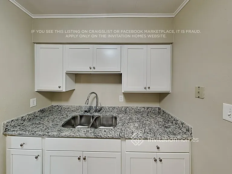 3913 Mesa Ave — Photo 5