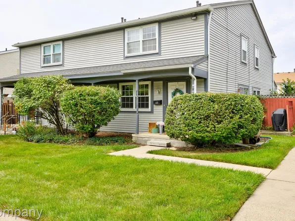 63 Beechwoode Ln, Pontiac, MI 48340