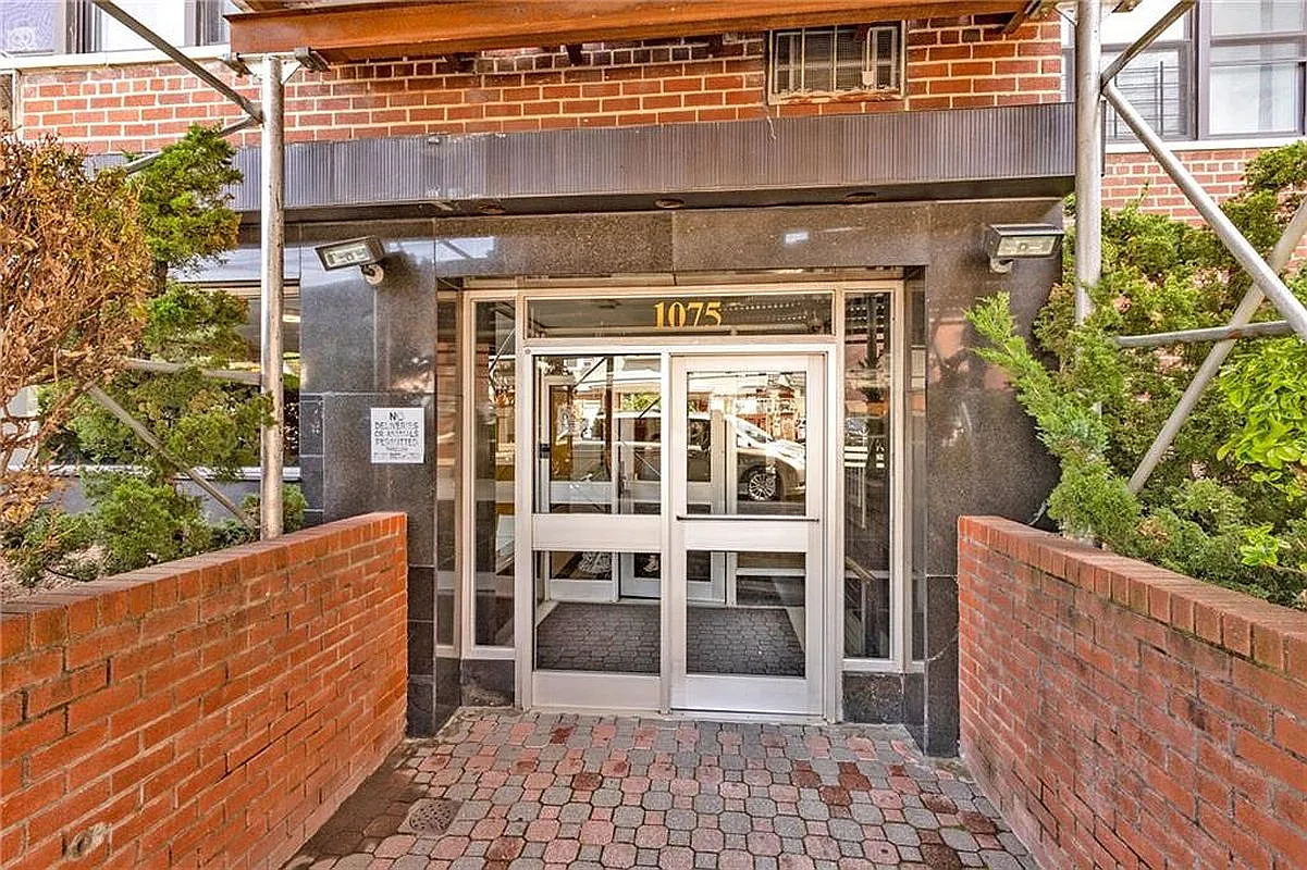 1075 Sheepshead Bay Rd APT 2H photo 1