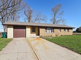 545 N Eagle Island Rd, Kankakee, IL 60901