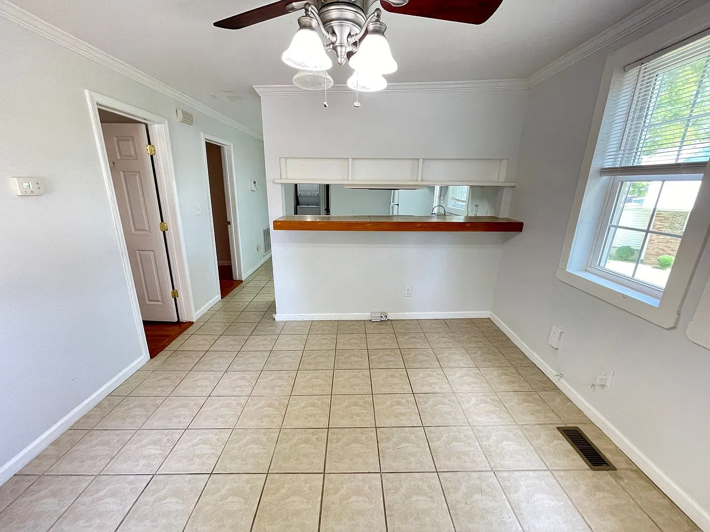 Nice 3br house w/ parking, central AC - walking distance to UNC! — Photo 3