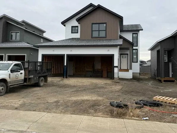 13409 W 105th St, Grande Prairie, AB T8X 0W4