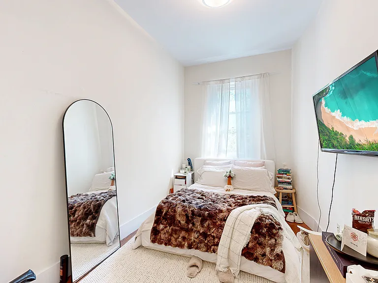155 W 75th St #3FR — Photo 8