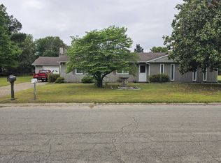 1327 Shelby Ave, Sikeston, MO 63801