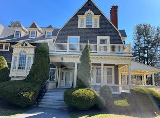 22 Hidden Rd #1, Andover, MA 01810