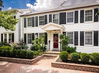27 N Main St, Cranbury, NJ 08512