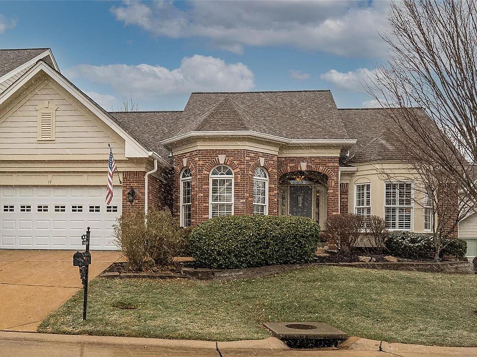 1st image of 17 Picardy Hill Dr