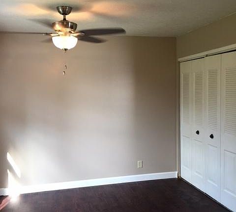 4th image of 991 S Creasy Ln #1026-A