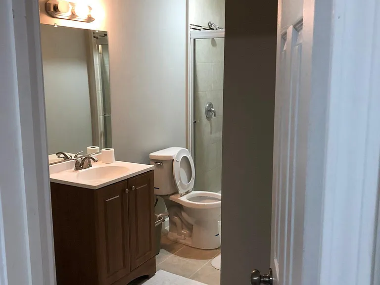 1128 NE Barnes Dr — Photo 24