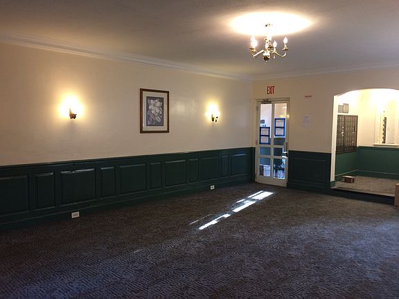 2nd image of 650 Victory Blvd APT 1A