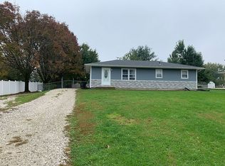 512 Magnolia St, Payson, IL 62360