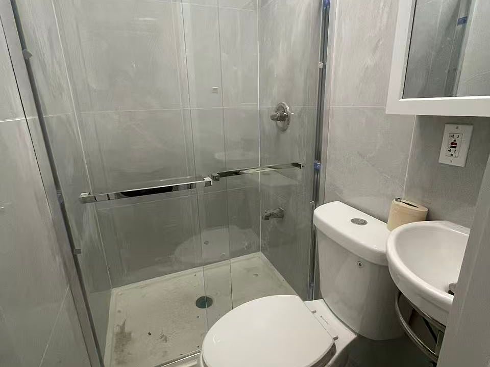 2nd image of 15718 26th Ave #1