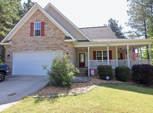 145 Redgrass Ln, Carthage, NC 28327