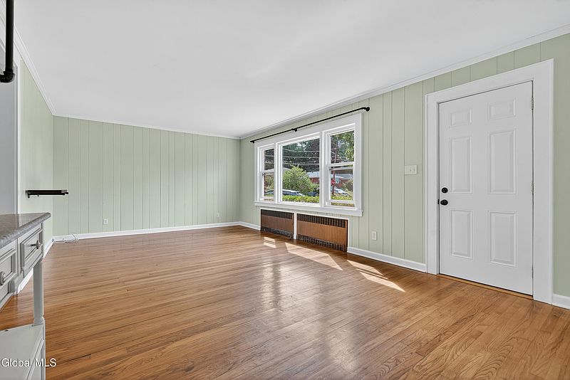 2nd image of 1045 Cortland Street
