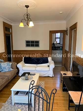 2nd image of 421 Marlborough St APT 10T