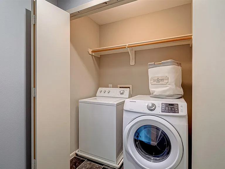 4308 Lillian St #A — Photo 42
