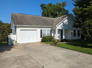 111 Sterling Terrace Dr, Mooresville, NC 28115