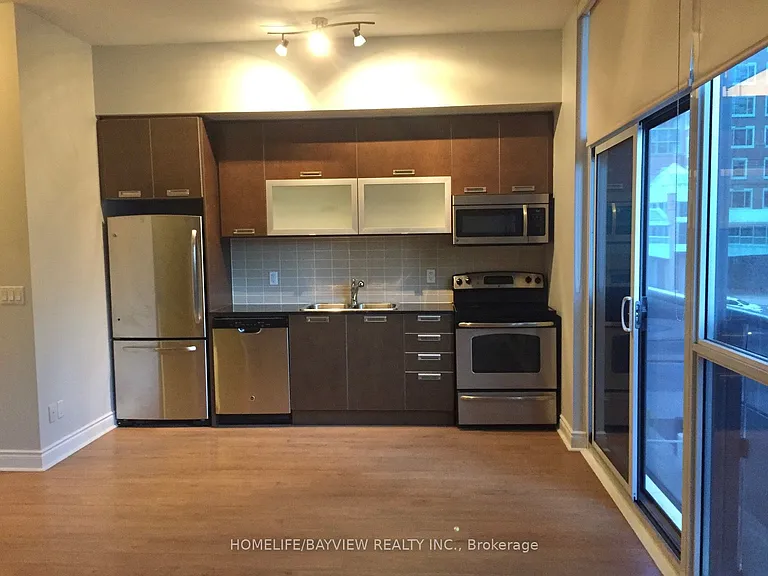 28 Ted Rogers Way #201 — Photo 7