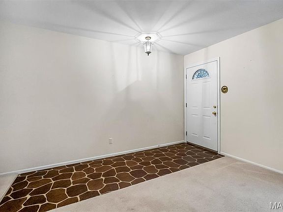 4th image of 4768 Longspur Dr