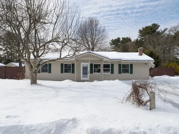 48 Cahillane Ter, Northampton, MA 01062