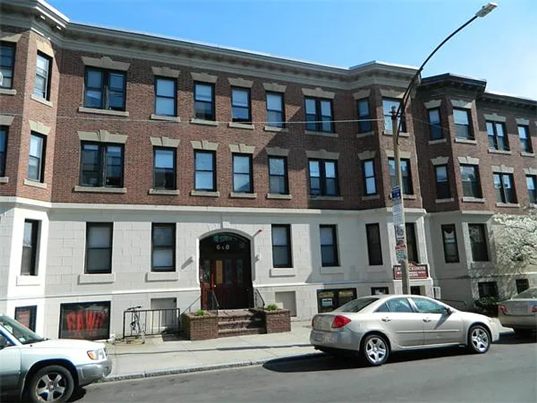 6 Glenville Ave #81 — Photo 13