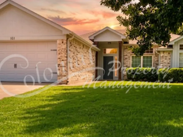2305 Stratford Dr, Temple, TX 76502