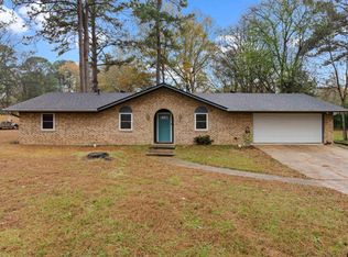 4054 Lakeshore Dr, Lone Star, TX 75668