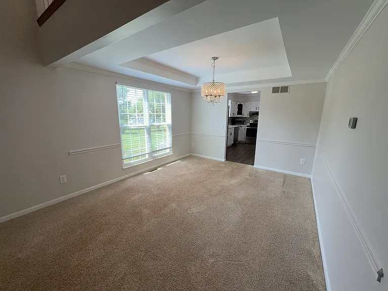 6275 Hummingbird Dr — Photo 4