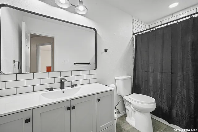 5806 Valparaiso Way — Photo 14