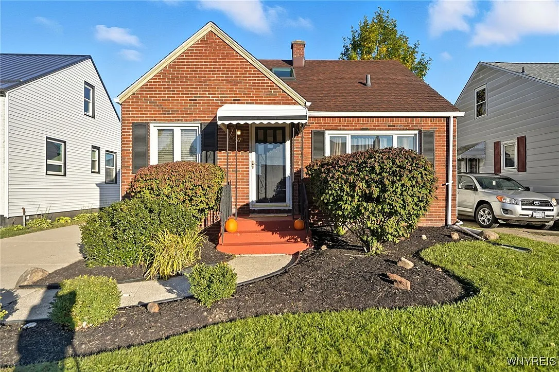 41 Louvaine Dr photo 1