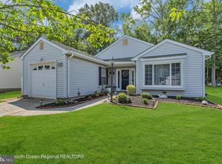 121 Lantern Pl, Little Egg Harbor, NJ