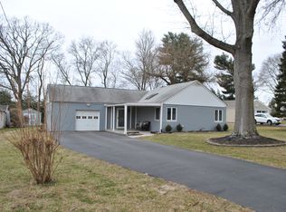19 Belvidere Ave, Clinton, NJ 08809