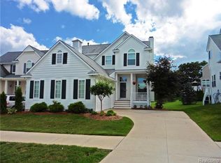 1300 Hudson Dr, Howell, MI 48843