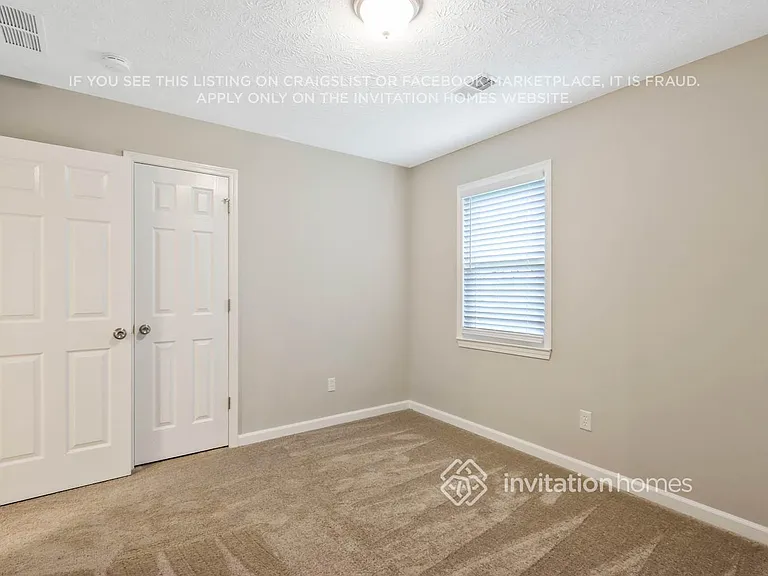 185 Fox Meadow Dr — Photo 12