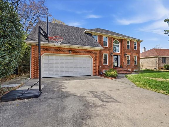 5th image of 504 Aguila Ct