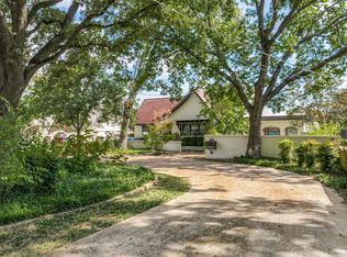 702 N Oak Cliff Blvd, Dallas, TX 75208