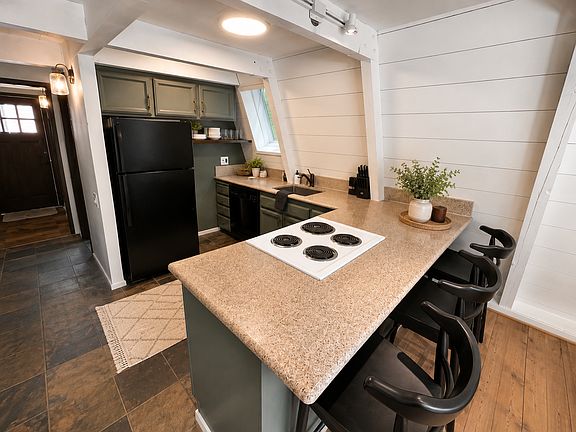 3rd image of 13125 Falcon Point Pl