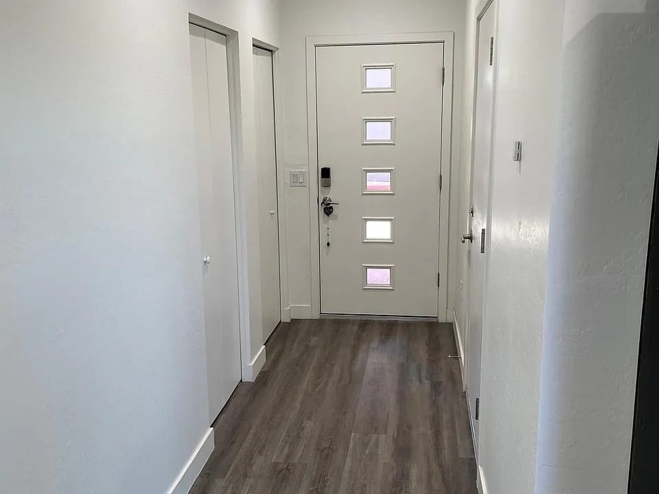 Entry way