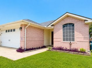 2149 Keystone Dr, New Braunfels, TX 78130