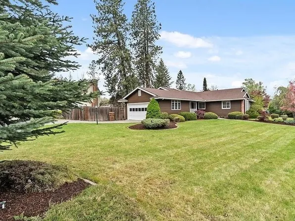 9923 N Arrowhead Dr, Spokane, WA 99208