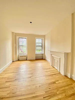 Rented by Waverly Realty Associates | media 6