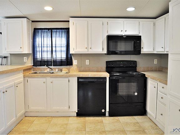 2nd image of 514 Blakefield Dr