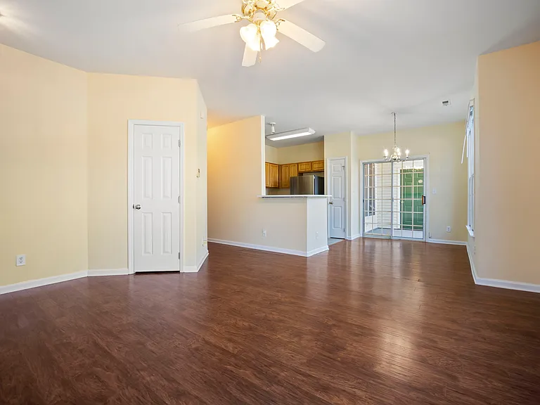1511 Kudrow Ln — Photo 11