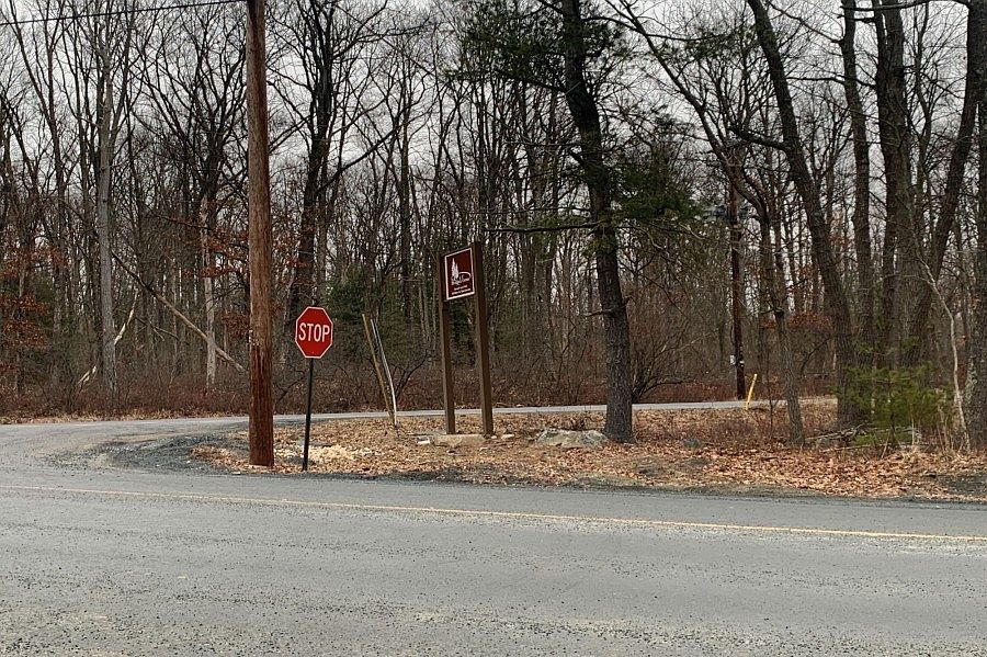 3102 Hemlock Farms, Lords Valley, PA 18428 Zillow