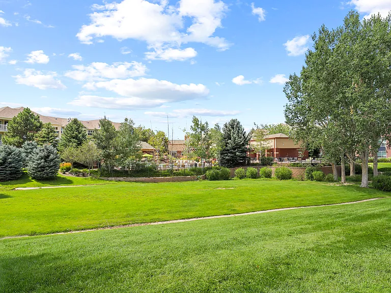 Parker Hilltop — Photo 42