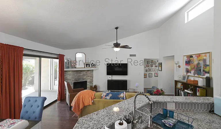 4226 N 22nd St #25 — Photo 9