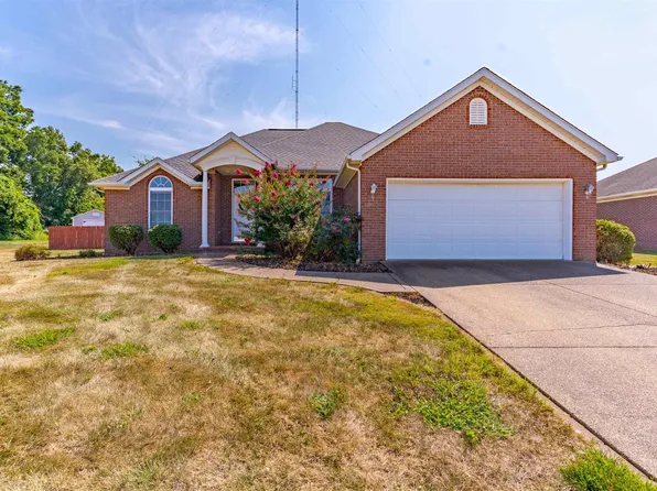 312 Alexandria Dr, Newburgh, IN 47630