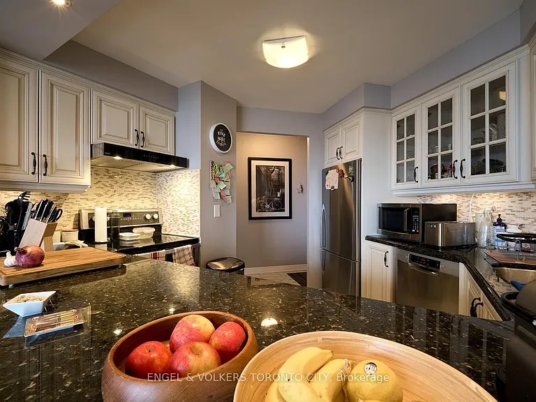 2285 Lake Shore Blvd W #1204 — Photo 26